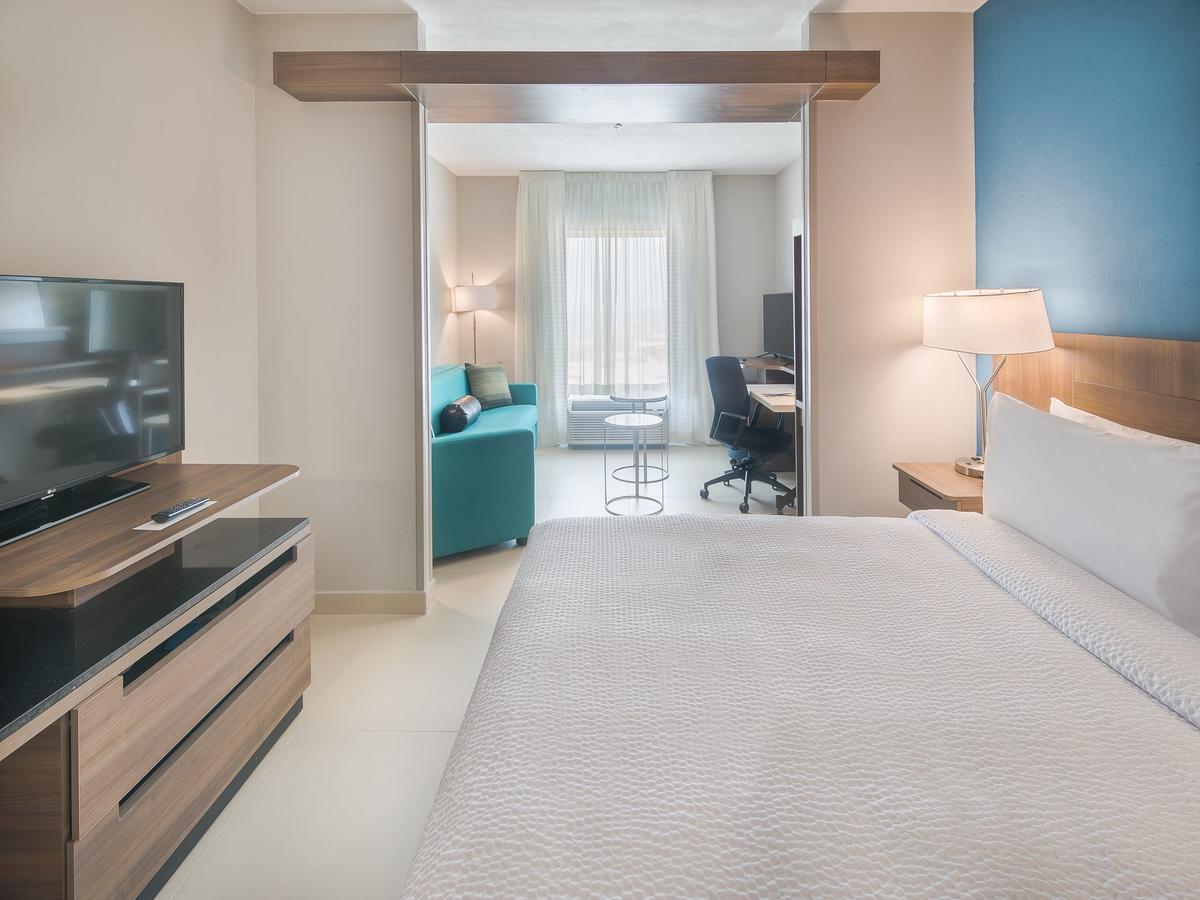 Fairfield Inn & Suites By Marriott Coatzacoalcos Bagian luar foto