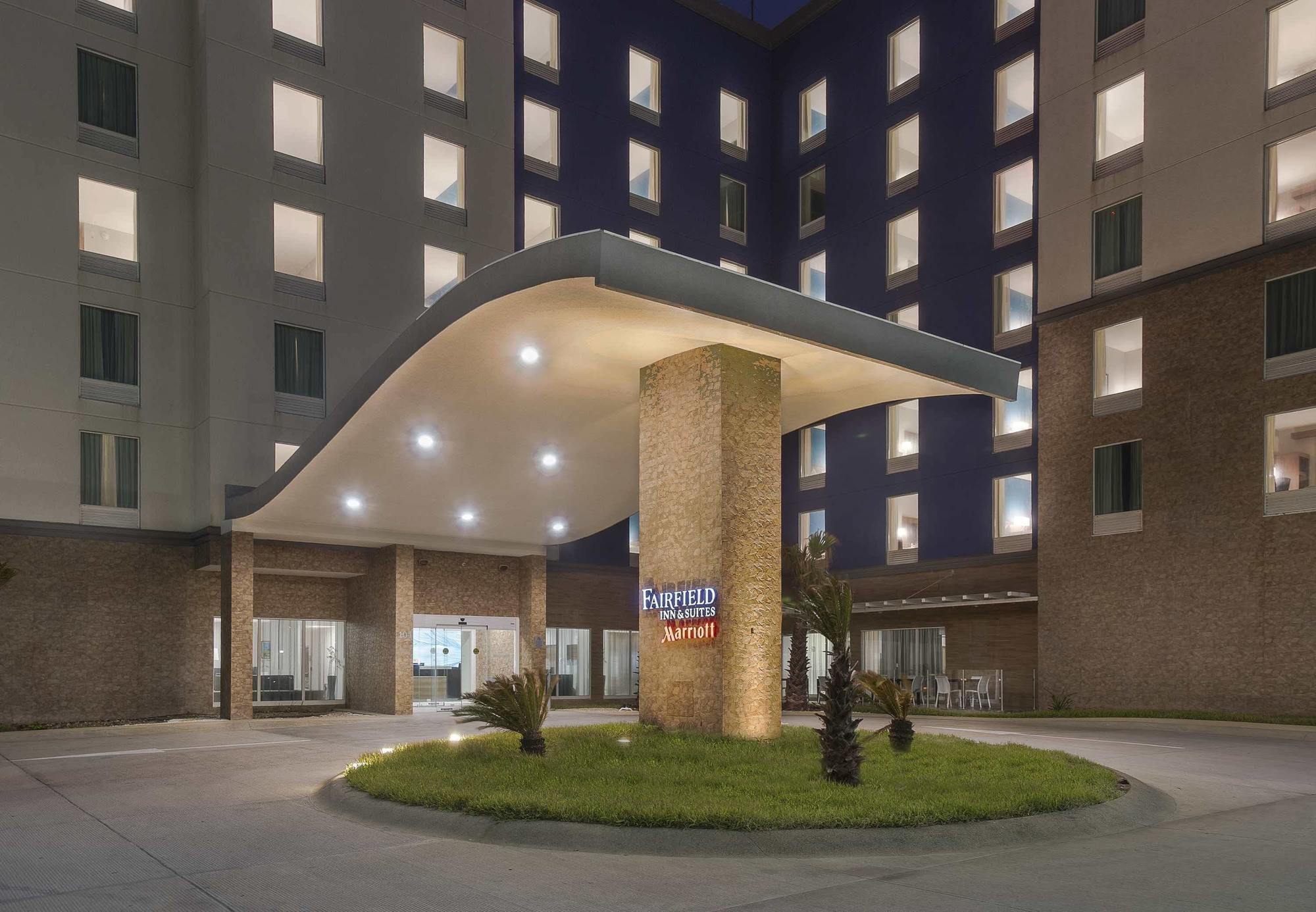 Fairfield Inn & Suites By Marriott Coatzacoalcos Bagian luar foto